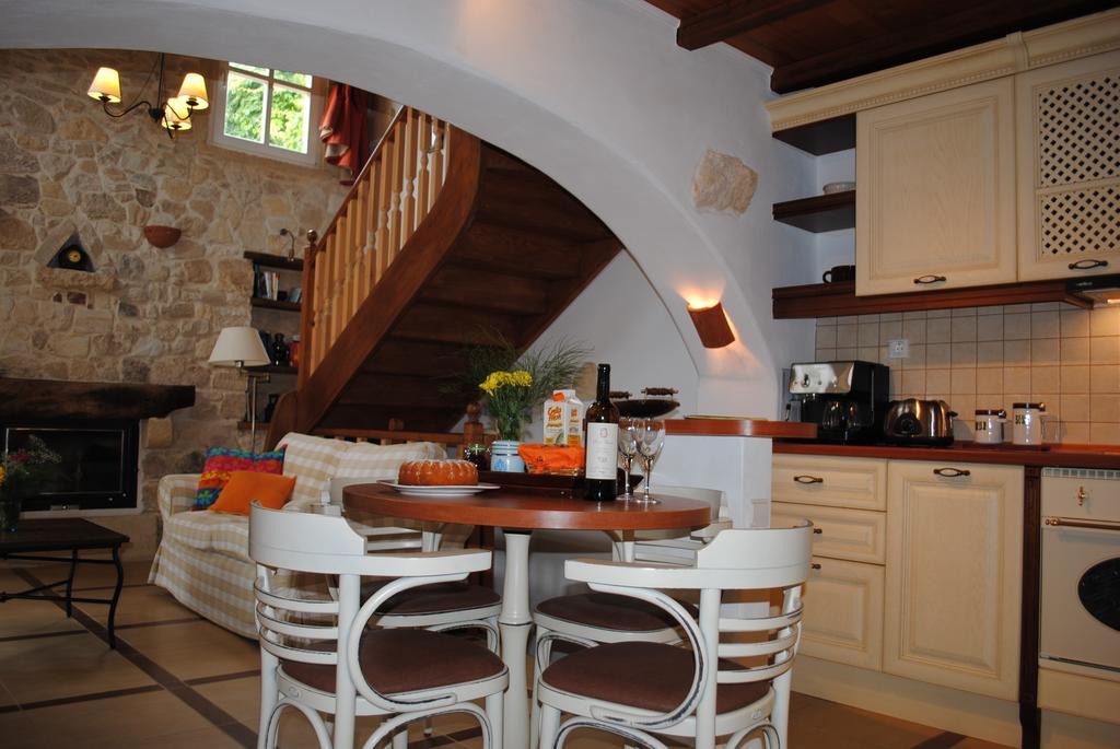 Rock House'S Villa Melody Platanés Chambre photo